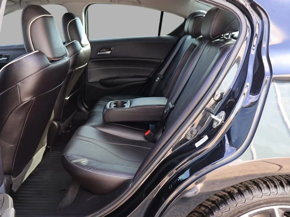 2020 Acura ILX - Image 7 of 20