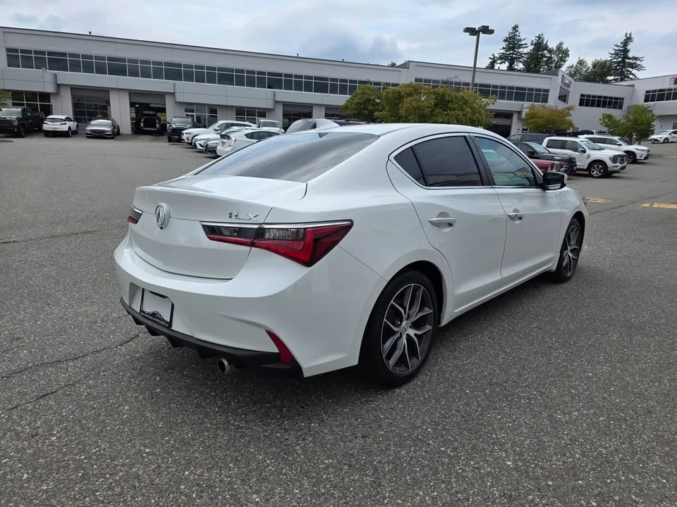 2020 Acura ILX - Image 7 of 17