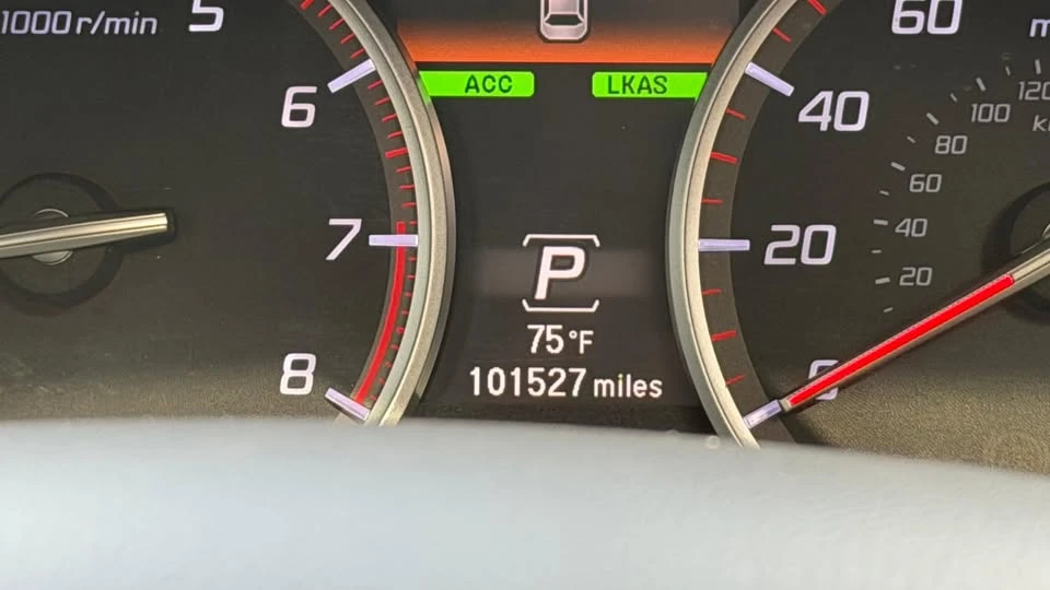 2020 Acura ILX - Image 7 of 19