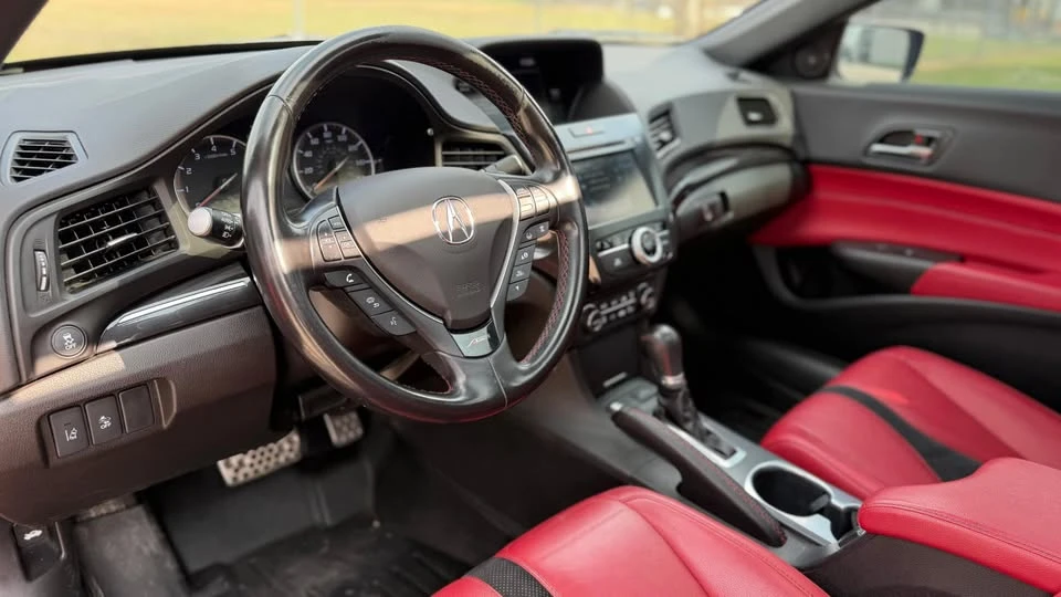 2020 Acura ILX - Image 9 of 19