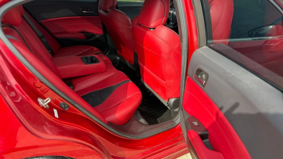 2020 Acura ILX - Image 10 of 19