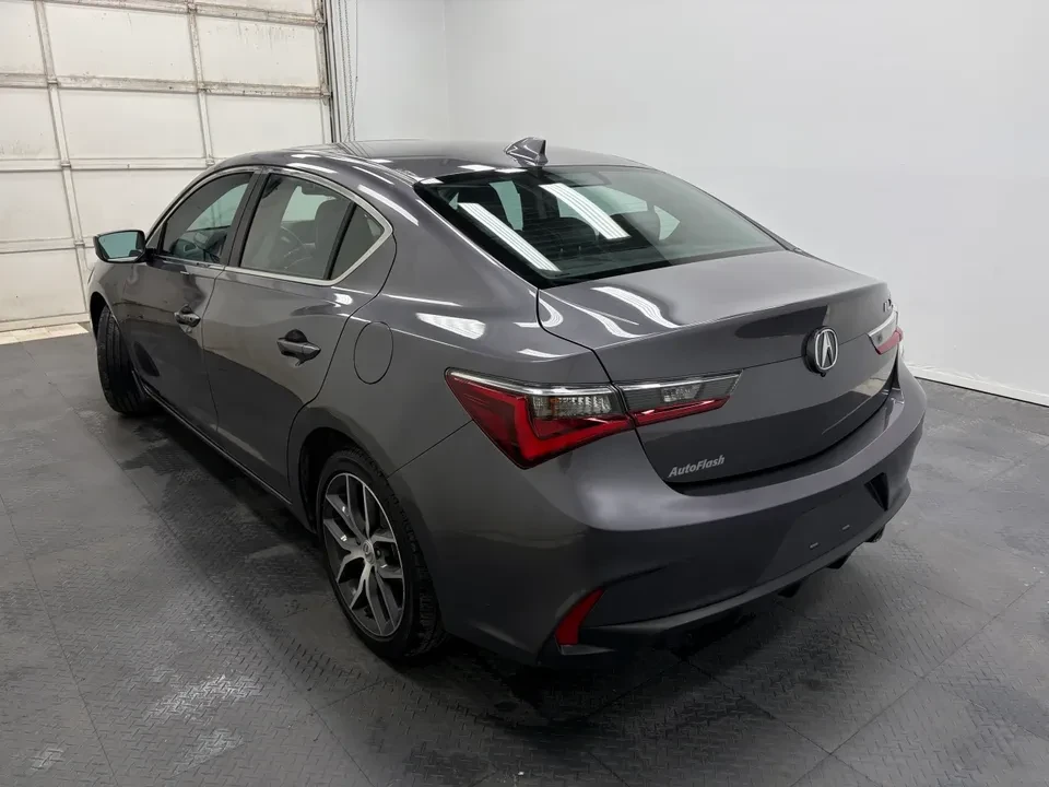 2020 Acura ILX - Image 5 of 12