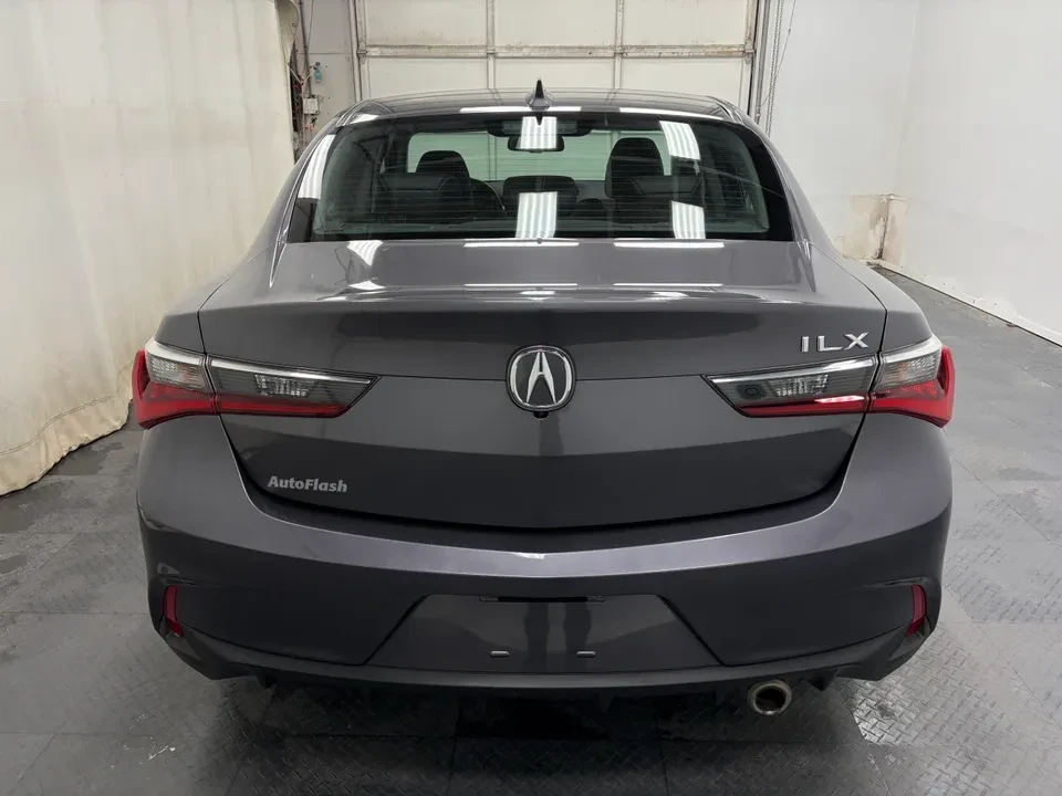 2020 Acura ILX - Image 6 of 12