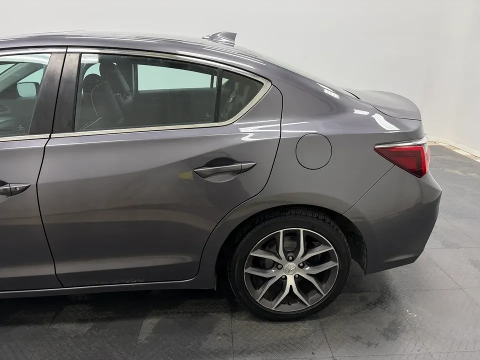2020 Acura ILX - Image 4 of 12