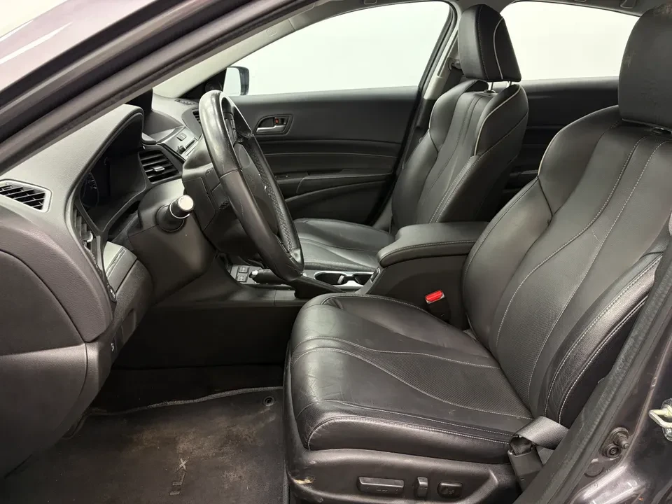 2020 Acura ILX - Image 2 of 12