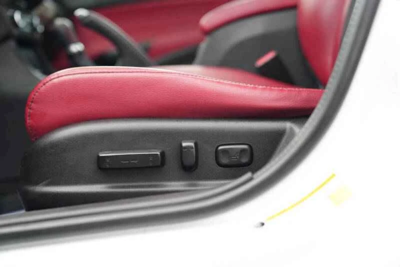2020 Acura ILX - Image 13 of 16