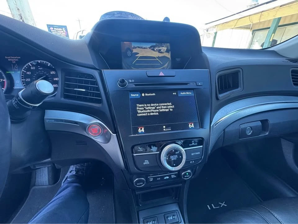 2020 Acura ILX - Image 11 of 15