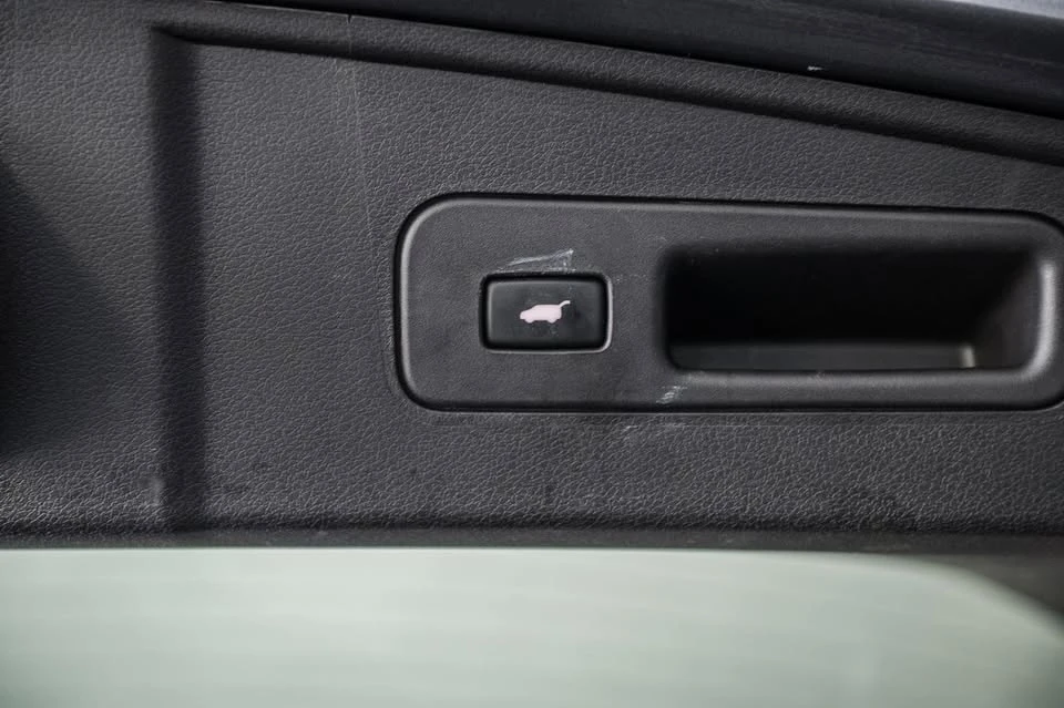 2020 Acura MDX 3rd Gen - Image 12 of 19