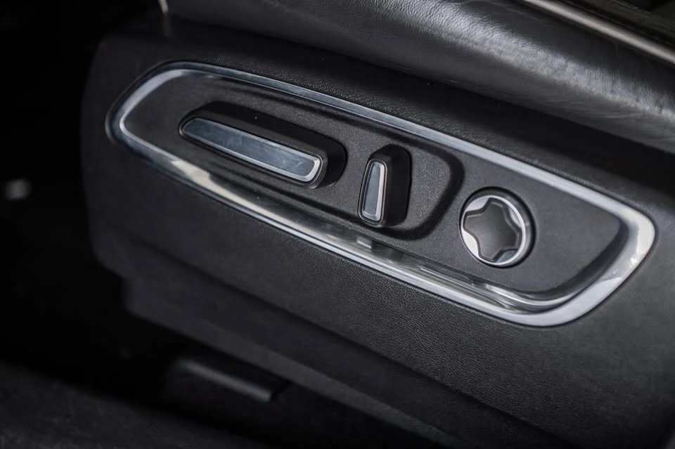 2020 Acura MDX 3rd Gen - Image 16 of 20