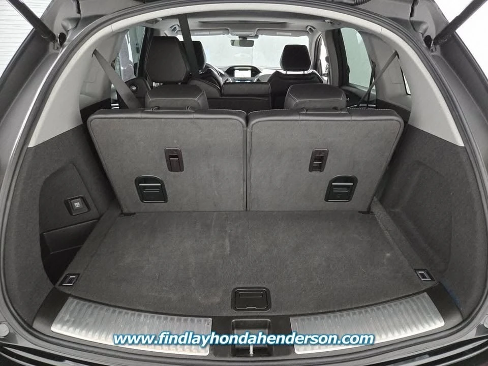 2020 Acura MDX 3rd Gen - Image 18 of 19