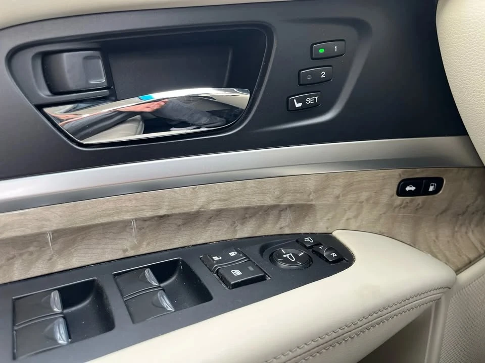 2020 Acura RLX - Image 18 of 19