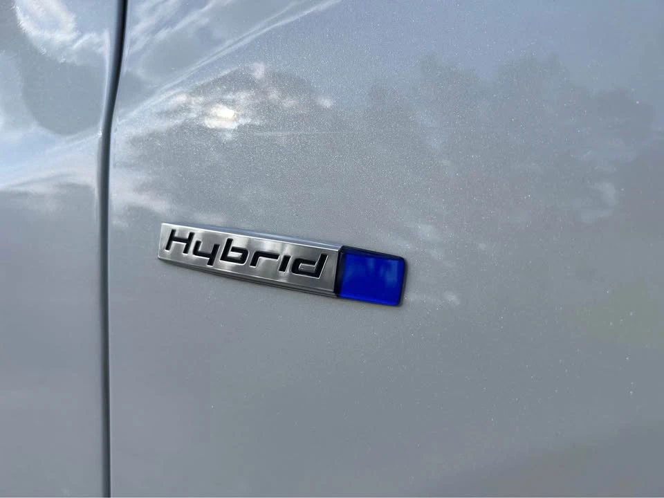 2020 Acura RLX - Image 8 of 17