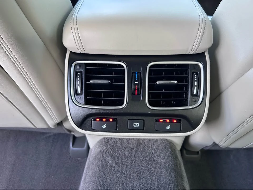 2020 Acura RLX - Image 14 of 17