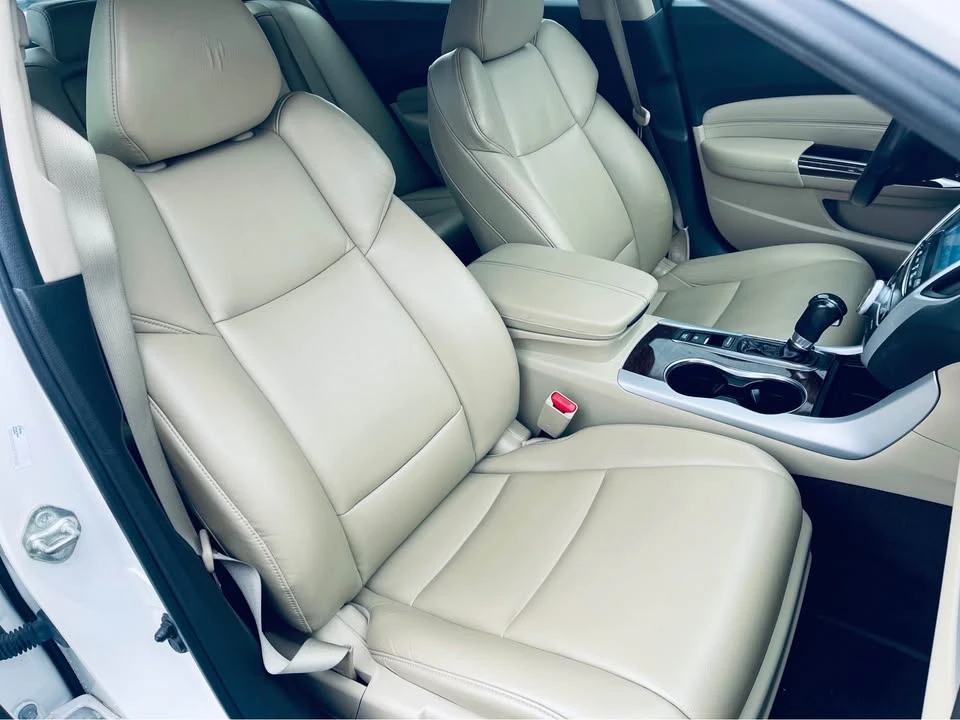 2020 Acura TLX 1st Gen - Image 15 of 16