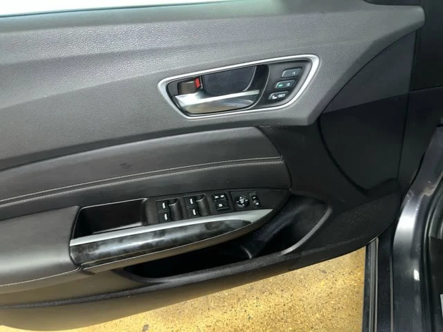2020 Acura TLX 1st Gen - Image 12 of 20