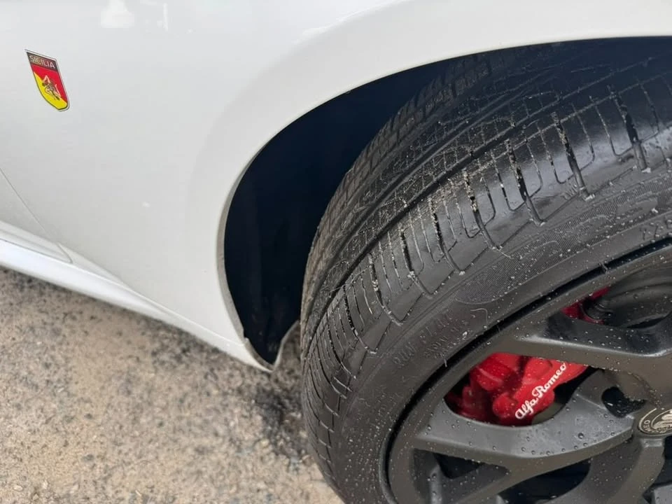 2020 Alfa Romeo Giulia - Image 13 of 20