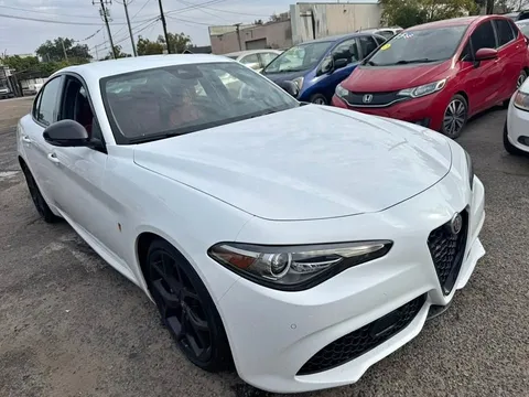2020 Alfa Romeo Giulia Sport