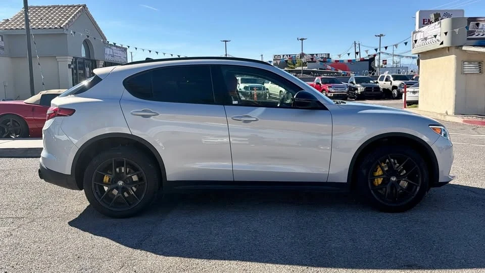 2020 Alfa Romeo Stelvio - Image 7 of 11
