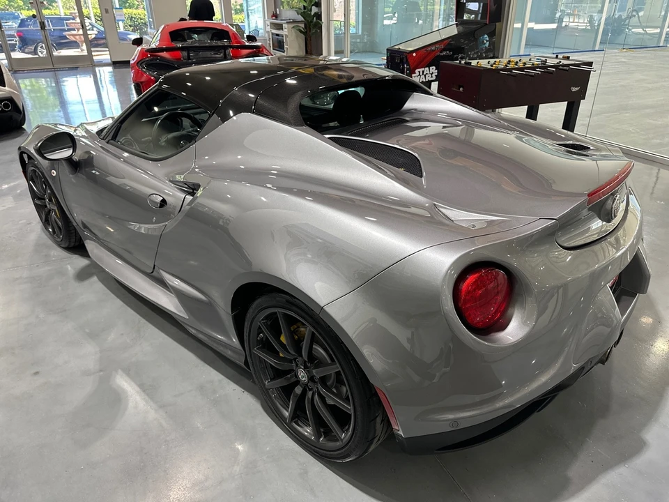 2020 Alfa Romeo 4C Spider - Image 30 of 31