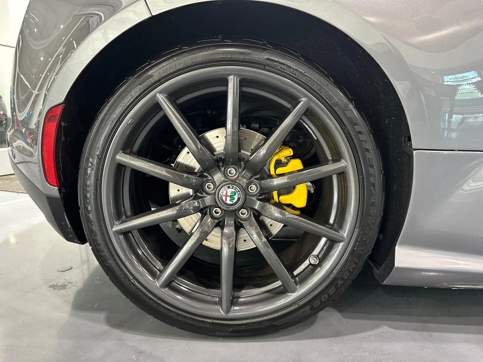 2020 Alfa Romeo 4C Spider - Image 12 of 31