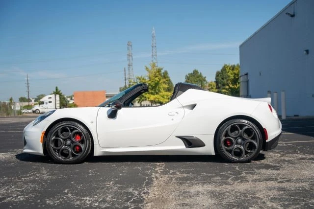2020 Alfa Romeo 4C Spider - Image 14 of 21