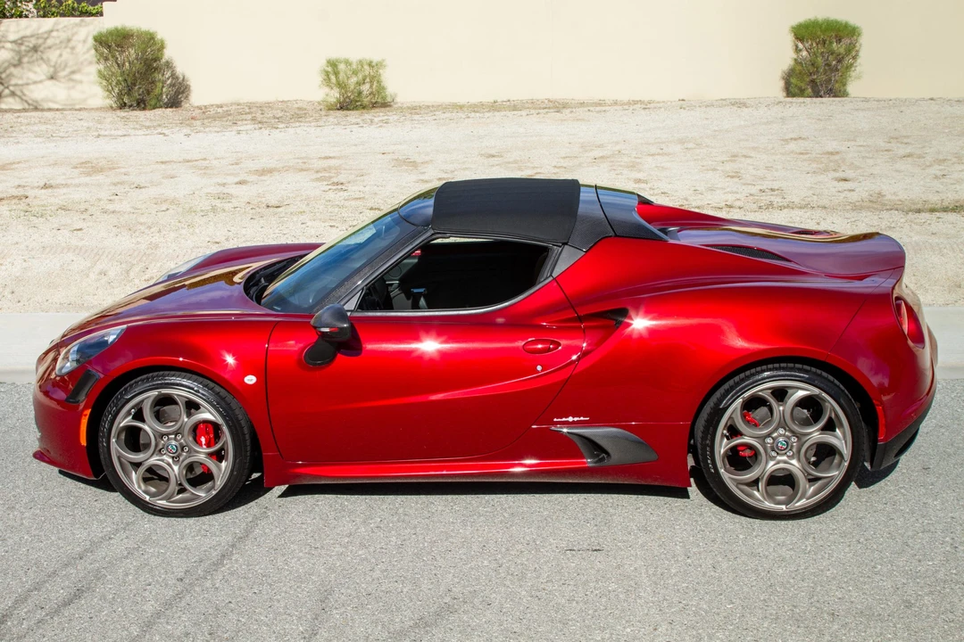 2020 Alfa Romeo 4C Spider - Image 13 of 31