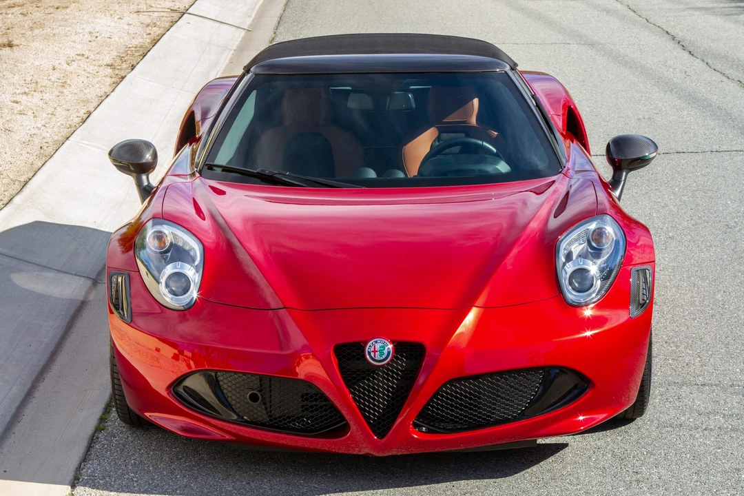 2020 Alfa Romeo 4C Spider - Image 10 of 31