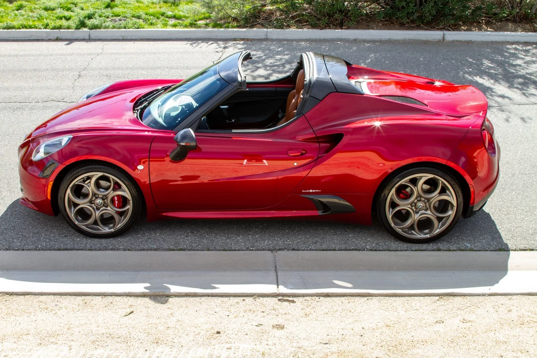 2020 Alfa Romeo 4C Spider - Image 4 of 31