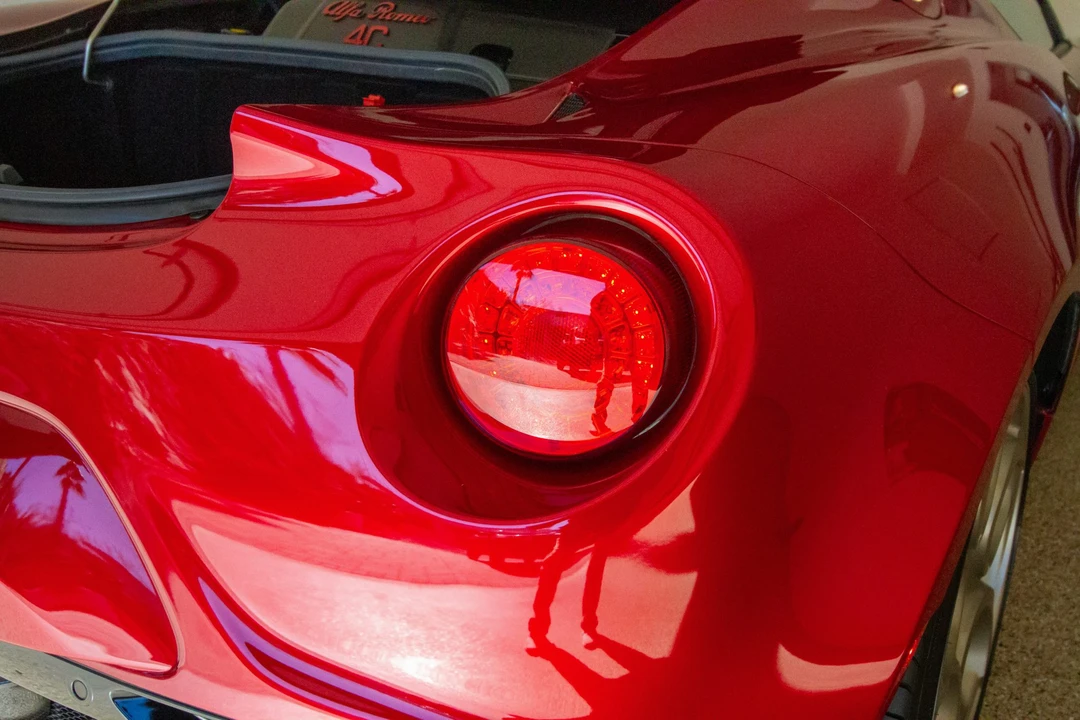 2020 Alfa Romeo 4C Spider - Image 25 of 31