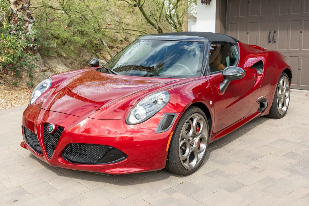 2020 Alfa Romeo 4C Spider - Image 11 of 31