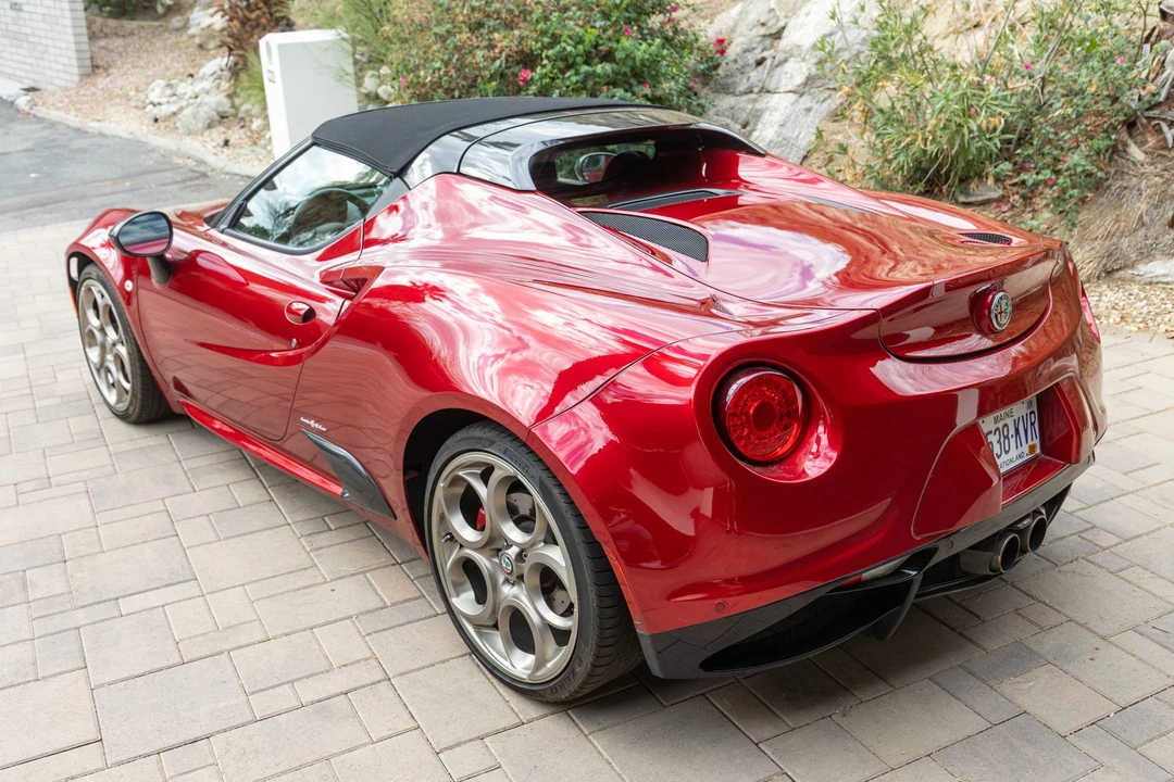 2020 Alfa Romeo 4C Spider - Image 19 of 31