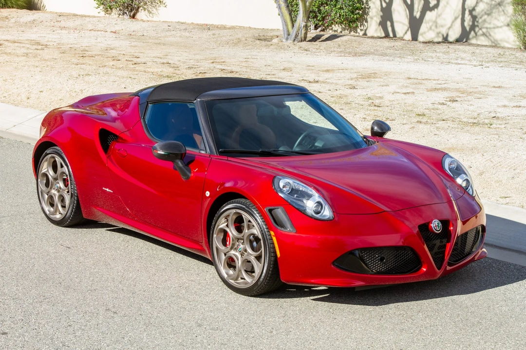 2020 Alfa Romeo 4C Spider - Image 9 of 31