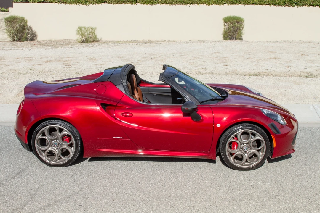 2020 Alfa Romeo 4C Spider - Image 8 of 31