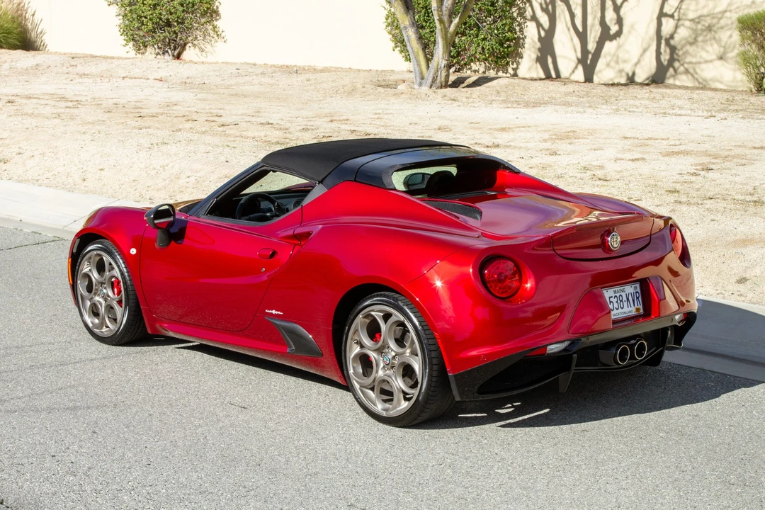 2020 Alfa Romeo 4C Spider - Image 14 of 31