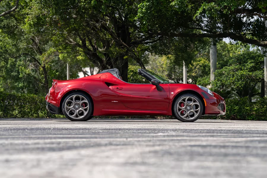 2020 Alfa Romeo 4C Spider - Image 2 of 31