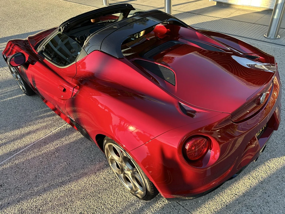 2020 Alfa Romeo 4C Spider - Image 10 of 31