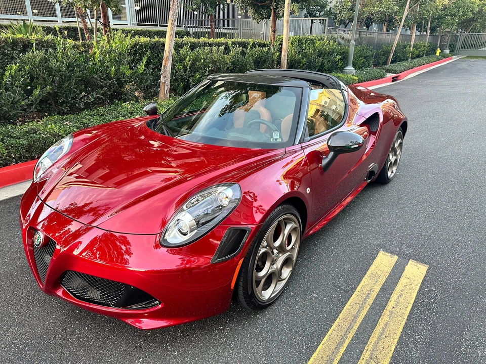 2020 Alfa Romeo 4C Spider - Image 6 of 31
