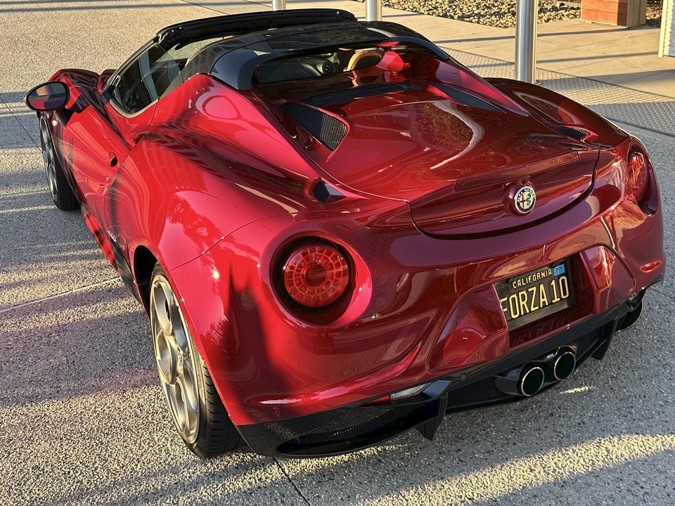 2020 Alfa Romeo 4C Spider - Image 12 of 31