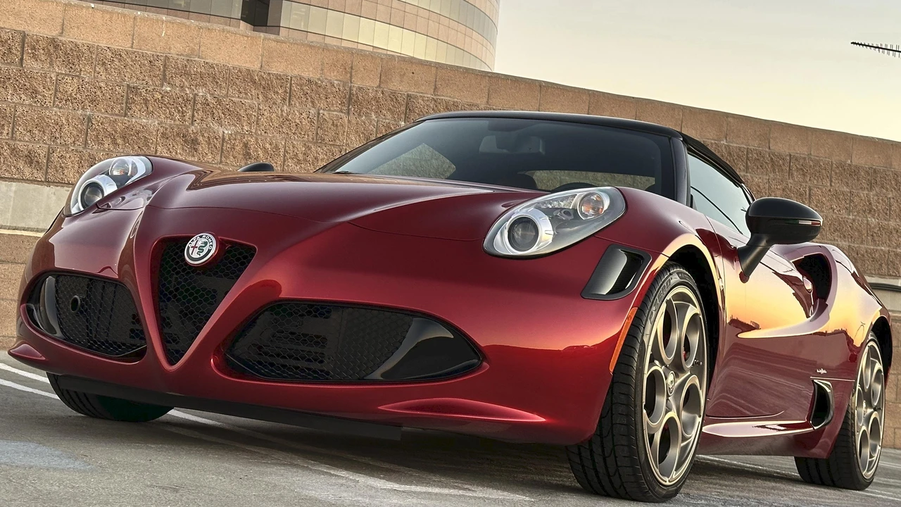 2020 Alfa Romeo 4C Spider - Image 30 of 31