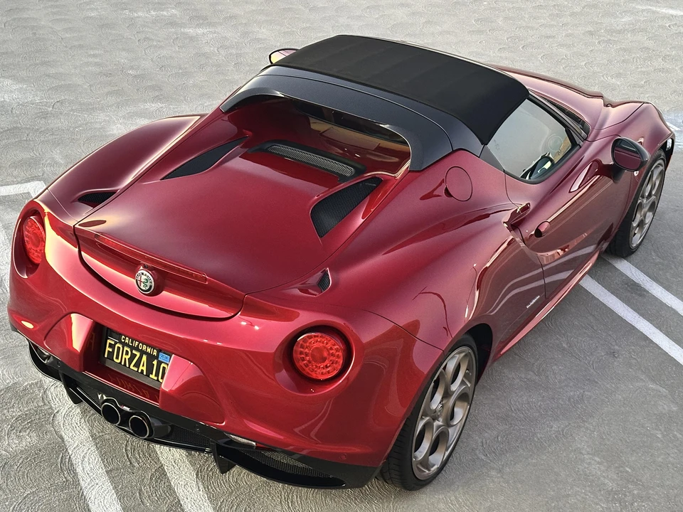 2020 Alfa Romeo 4C Spider - Image 31 of 31