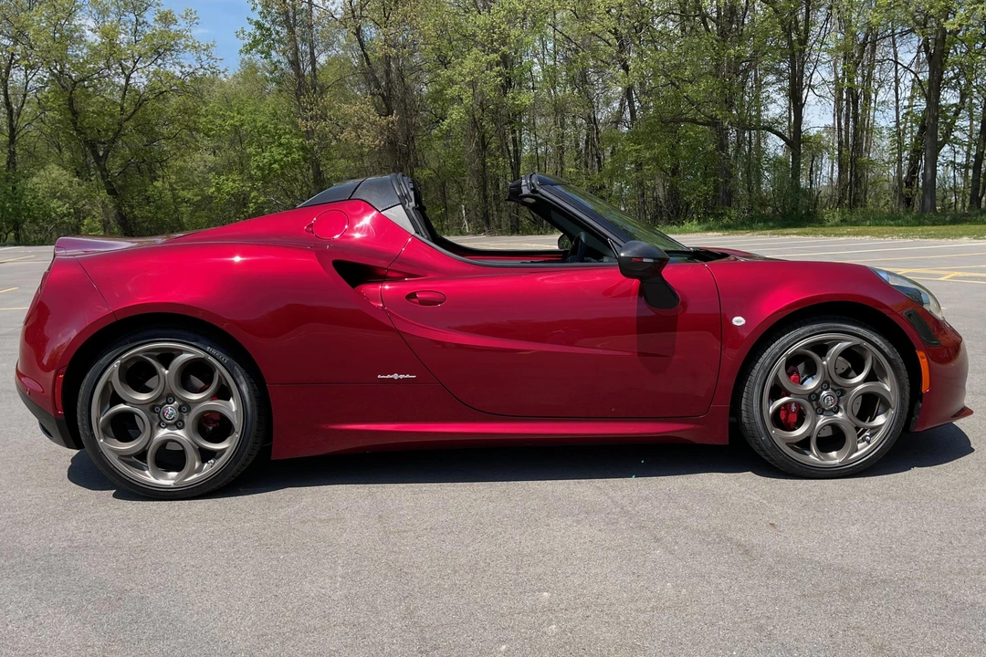 2020 Alfa Romeo 4C Spider - Image 3 of 31