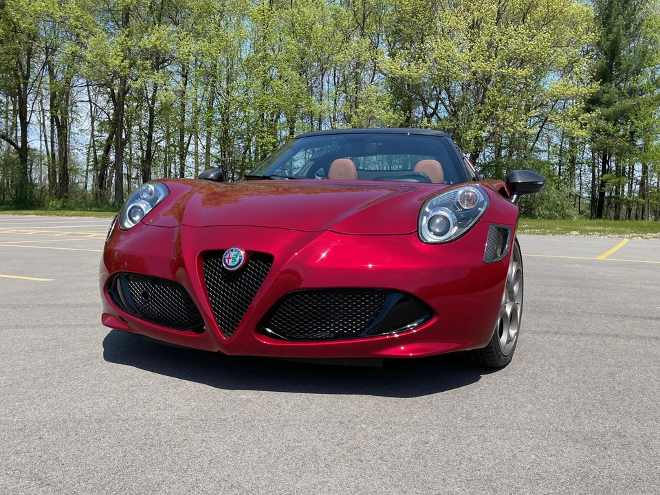2020 Alfa Romeo 4C Spider - Image 9 of 31