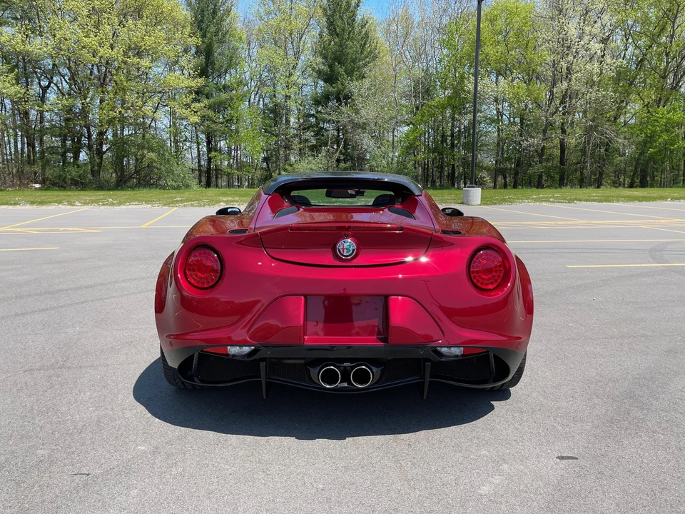 2020 Alfa Romeo 4C Spider - Image 14 of 31