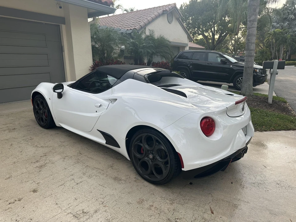 2020 Alfa Romeo 4C Spider - Image 8 of 31