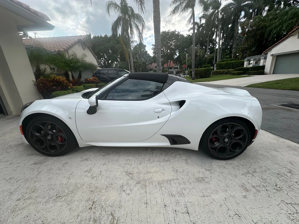 2020 Alfa Romeo 4C Spider - Image 14 of 31