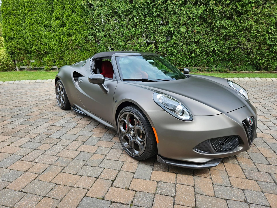 2020 Alfa Romeo 4C Spider - Image 19 of 31