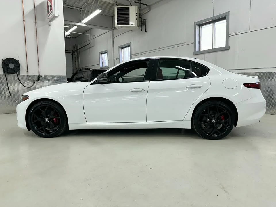 2020 Alfa Romeo Giulia - Image 2 of 18
