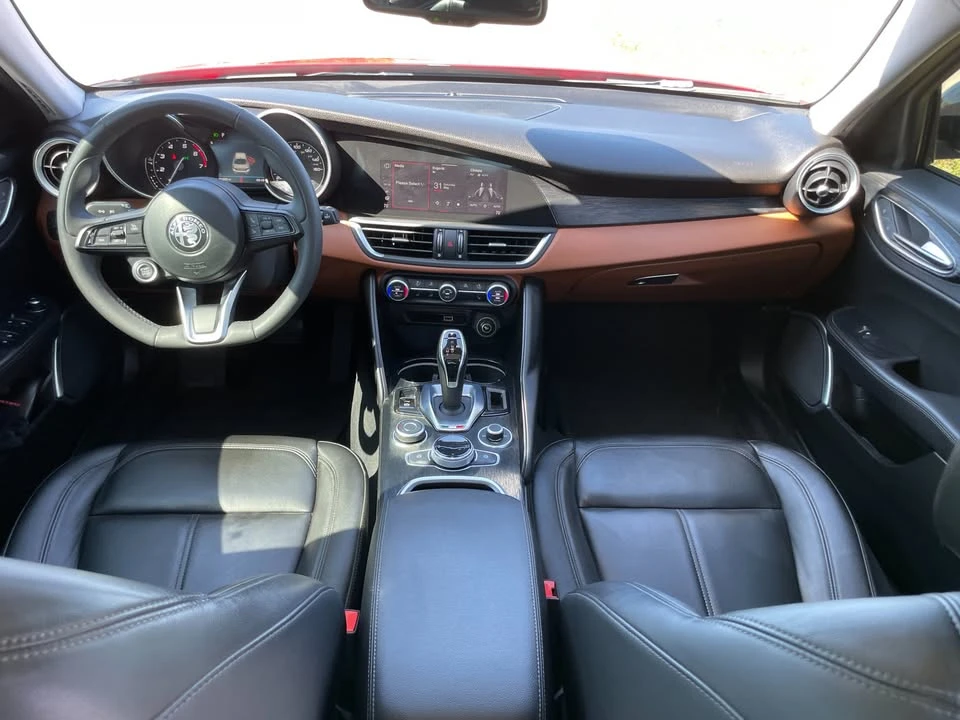 2020 Alfa Romeo Giulia - Image 12 of 15