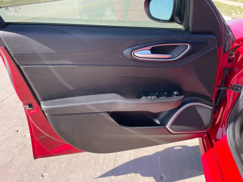 2020 Alfa Romeo Giulia - Image 6 of 15
