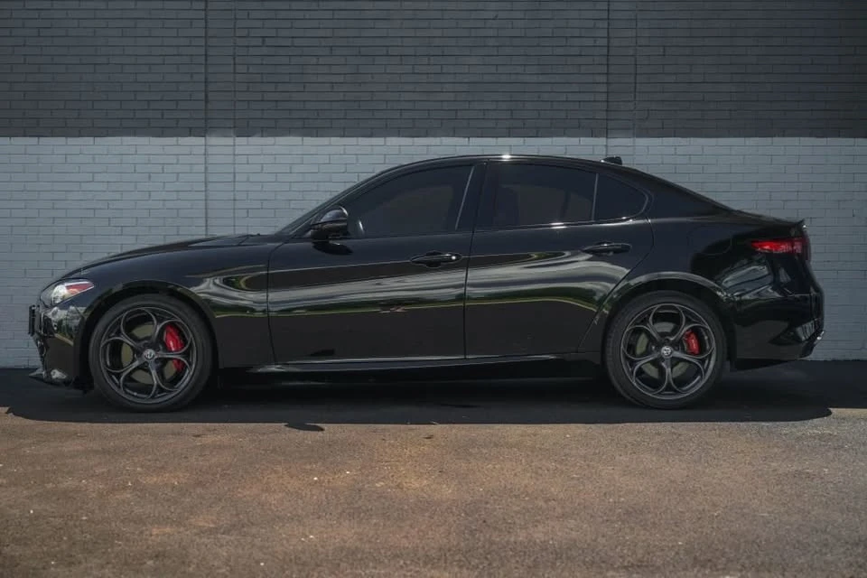 2020 Alfa Romeo Giulia - Image 6 of 19